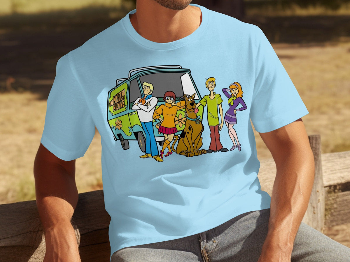 Scooby Doo Team Together In Front of Mystery Machine T-Shirts