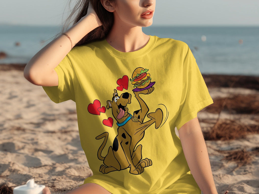 Scooby Doo Craves a Burger with Hearts Around Him T-Shirts
