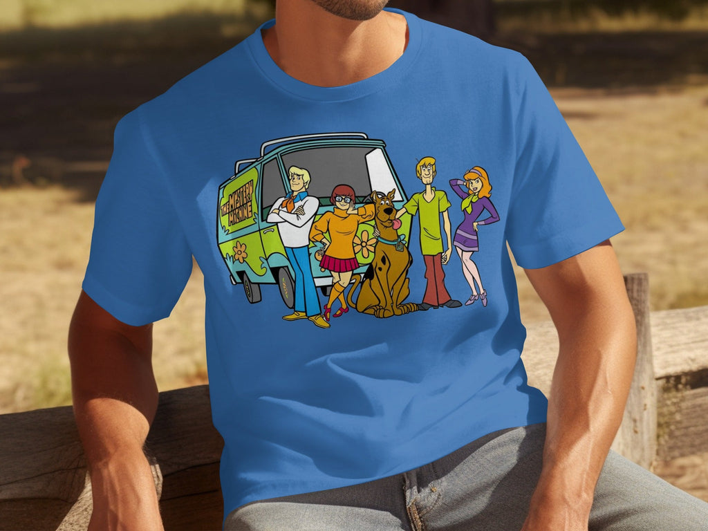 Scooby Doo Team Together In Front of Mystery Machine T-Shirts