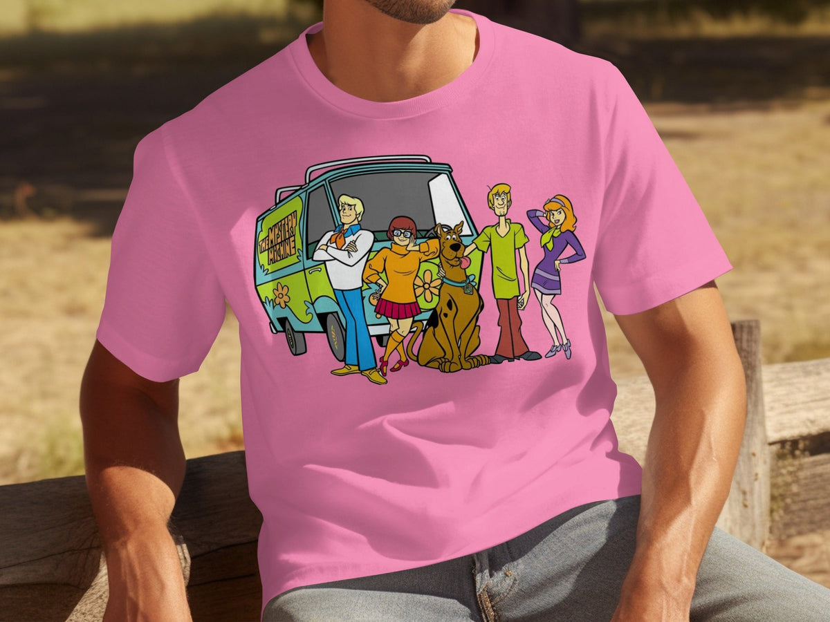 Scooby Doo Team Together In Front of Mystery Machine T-Shirts