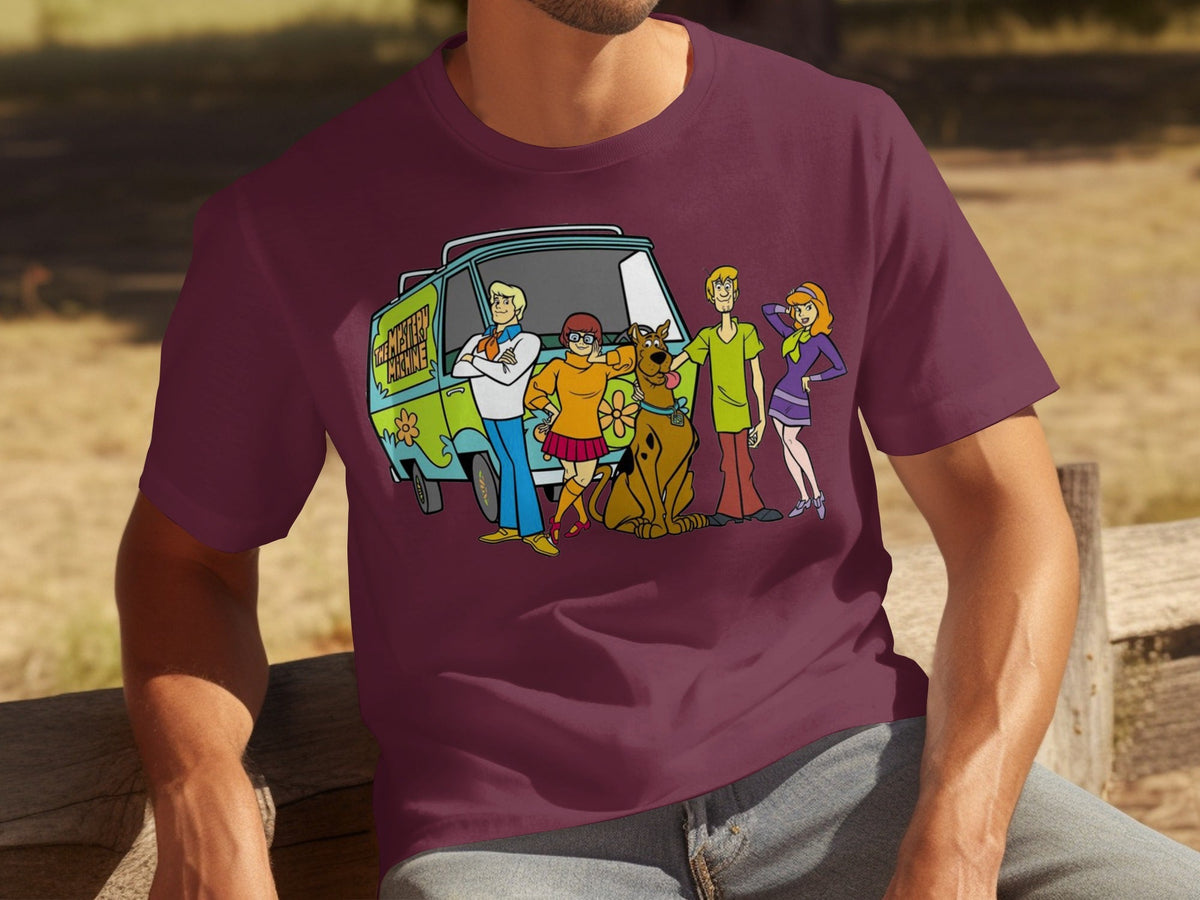 Scooby Doo Team Together In Front of Mystery Machine T-Shirts