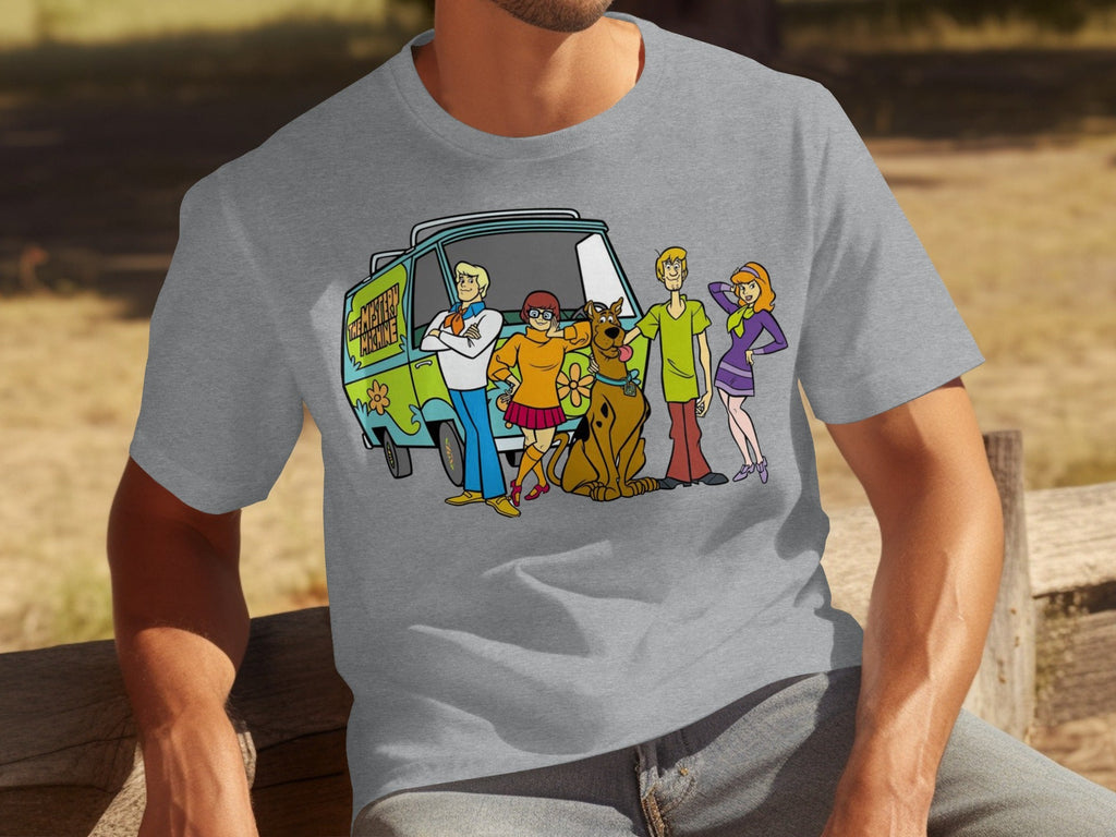Scooby Doo Team Together In Front of Mystery Machine T-Shirts